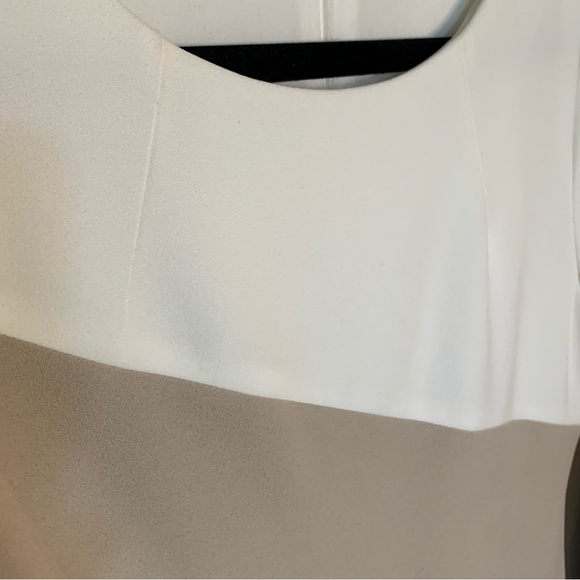 EUC Tommy Hilfiger Short Sleeve White and Cream Colorblock Dress Size 10 - Picture 4 of 10